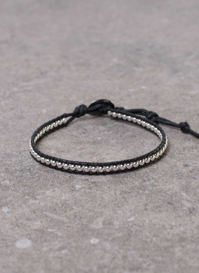 Armband in 3 mm Silberkugeln und schwarzem Lederband