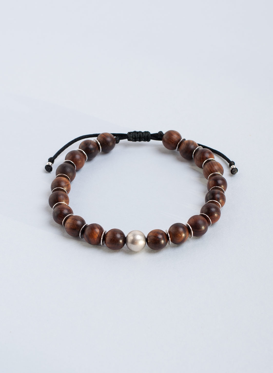 Herrenarmband in Holz und Silber, mit Ziehverschluss